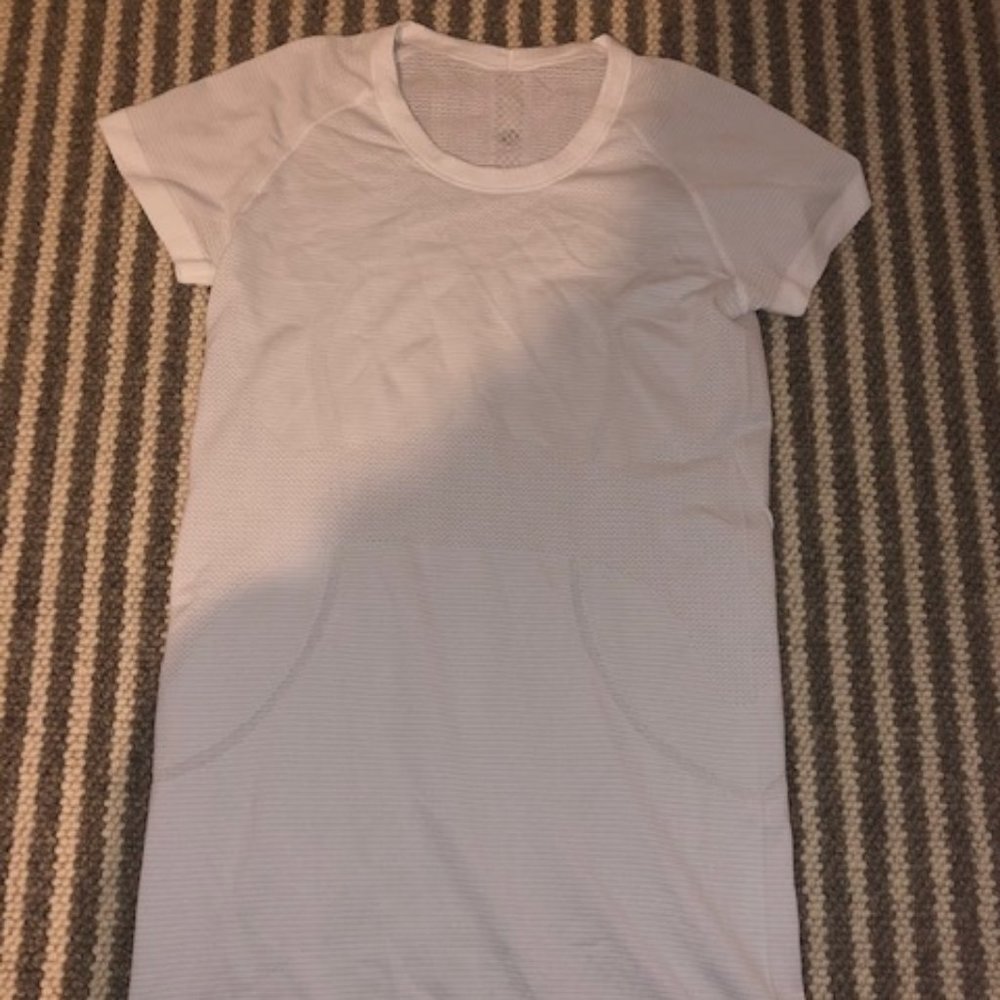Lululemon Swiftly Tech Short Sleeve